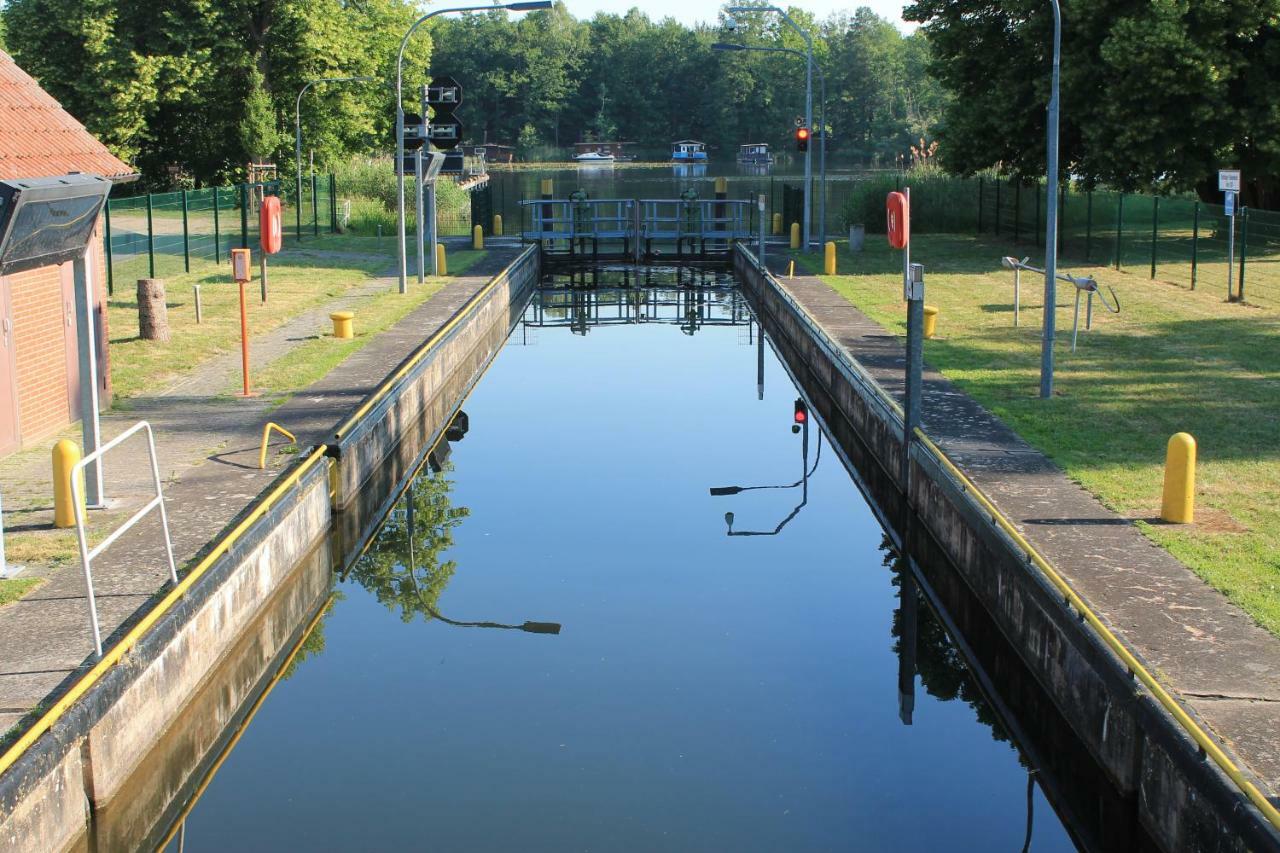 Ferienappartements am See Schorfheide Buitenkant foto