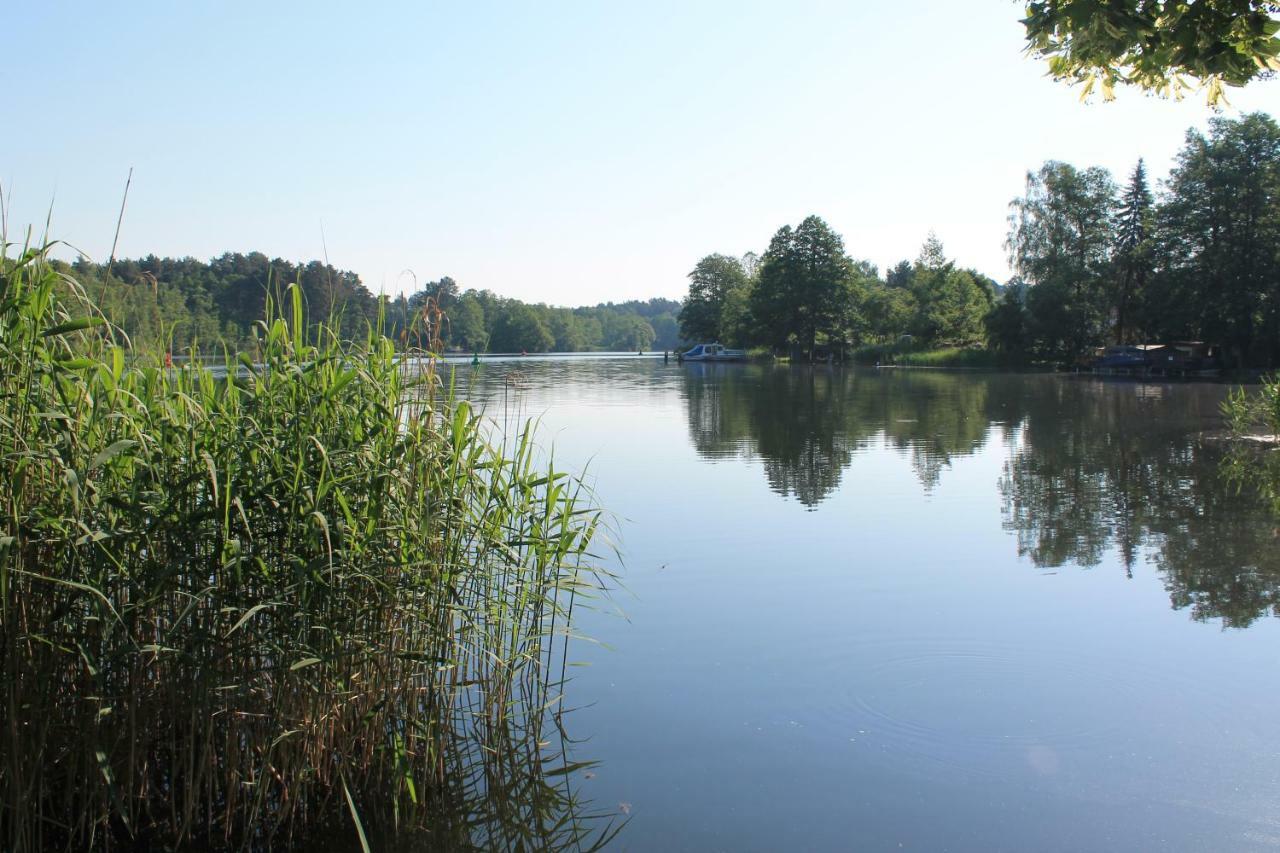 Ferienappartements am See Schorfheide Buitenkant foto